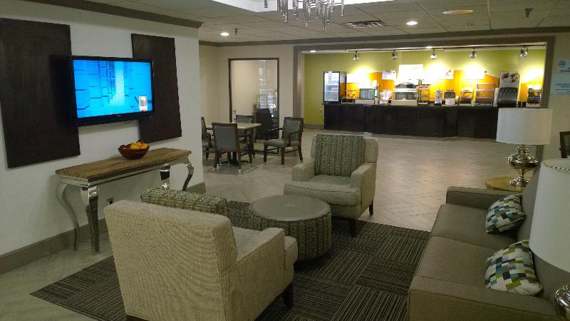 فندق Holiday Inn Express & Suites Fayetteville University Of Arkansas Area, An Ihg