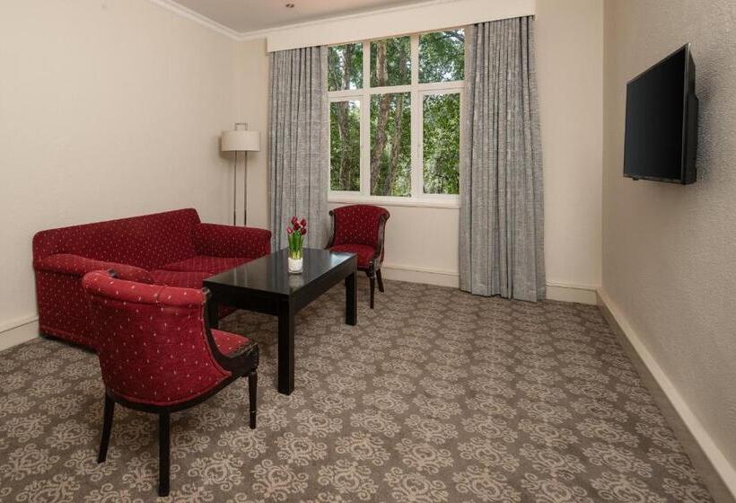 호텔 Holiday Inn   Johannesburg Sunnyside Park, An Ihg