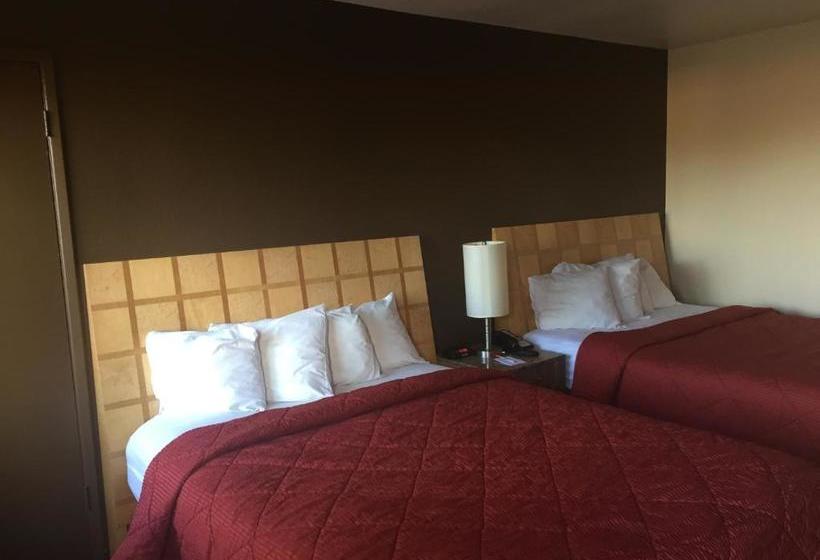 هتل Howard Johnson By Wyndham Flagstaff