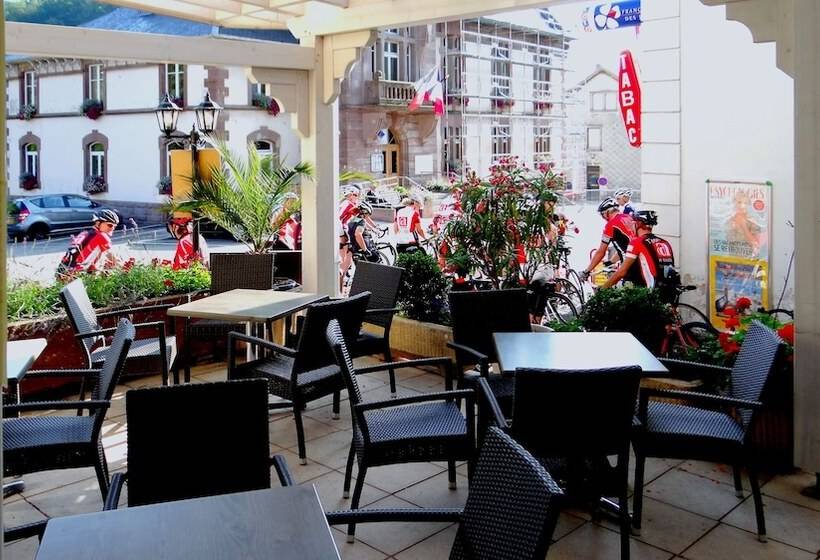 호텔 Logis Hôtel   Restaurant Aux Bruyères