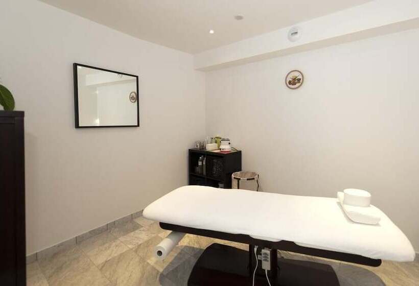 호텔 Hôtel Du Parc, Restaurant, Spa & Wellness