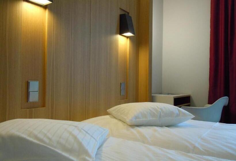 酒店 Hôtel Restaurant Mont Sainte Odile