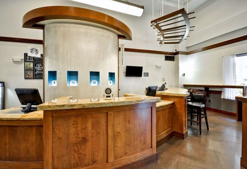 Отель Hyatt Place Las Vegas