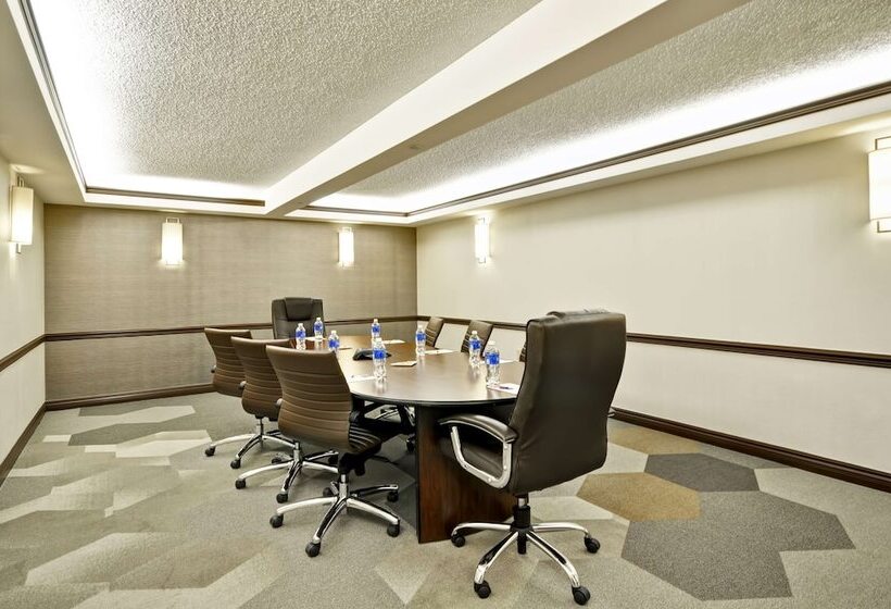 Отель Hyatt Place Las Vegas