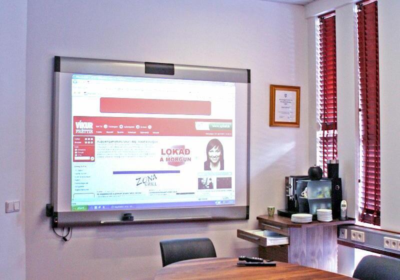 هتل Keflavik By Reykjavik Keflavik Airport