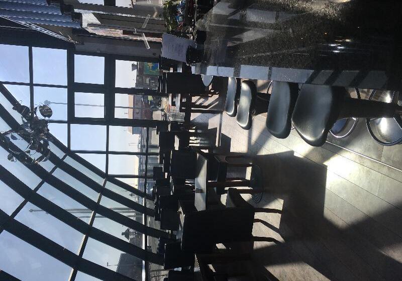 هتل Keflavik By Reykjavik Keflavik Airport