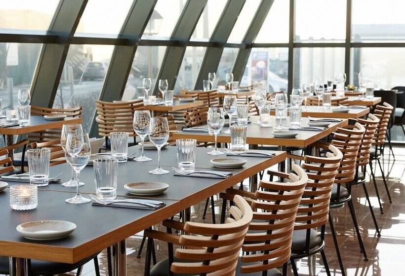 هتل Keflavik By Reykjavik Keflavik Airport