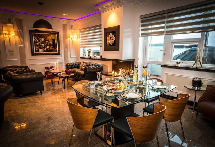 هتل Keflavik By Reykjavik Keflavik Airport