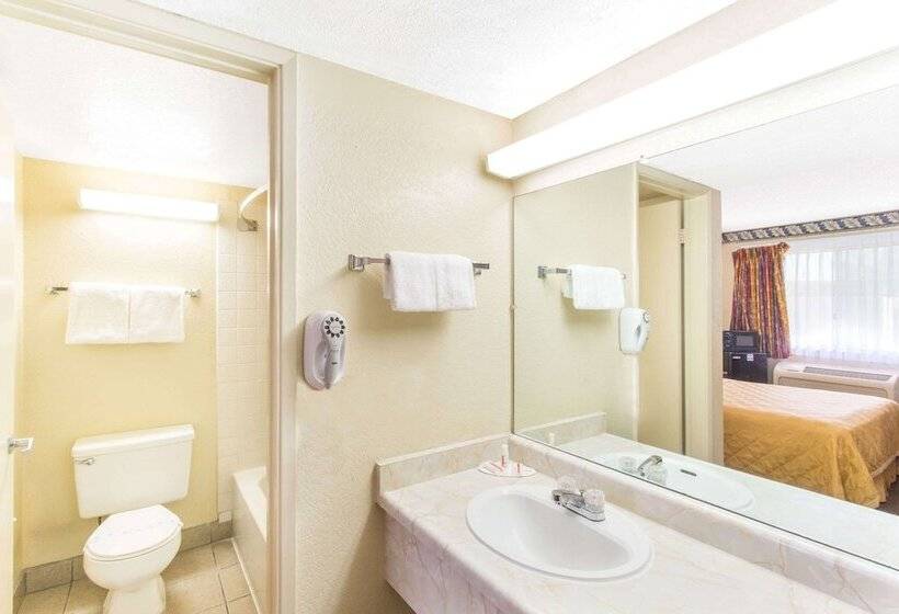 호텔 Knights Inn Madera