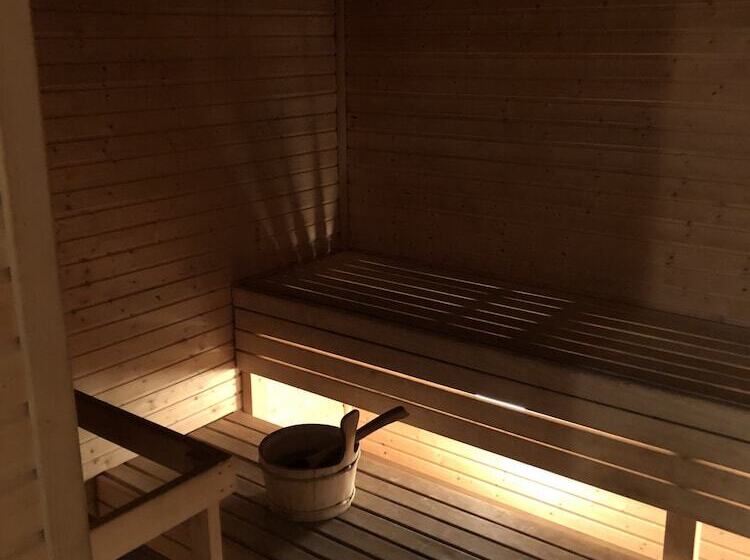 בית מלון כפרי Kronobergshed Vandrarhem Och Kursgård