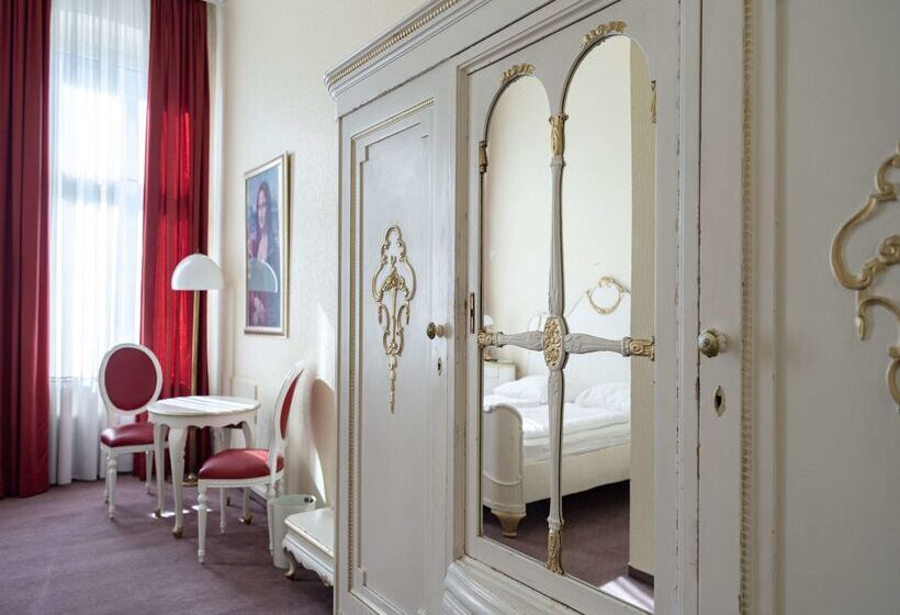 هتل Kurfuerstendamm Berlin