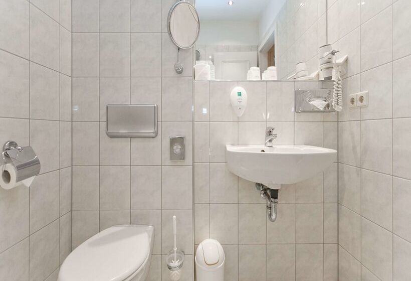 هتل Kurfuerstendamm Berlin