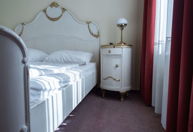 هتل Kurfuerstendamm Berlin