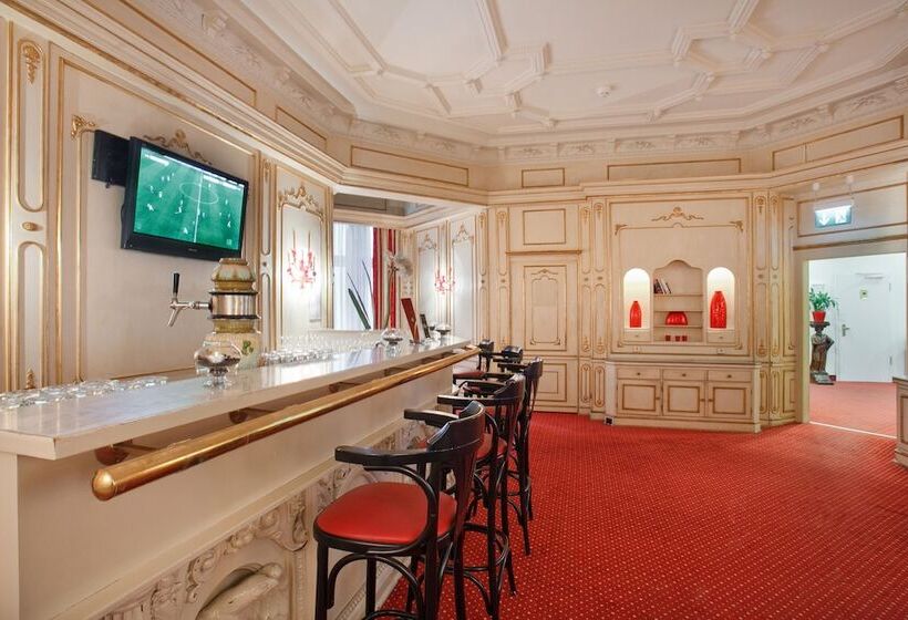 هتل Kurfuerstendamm Berlin