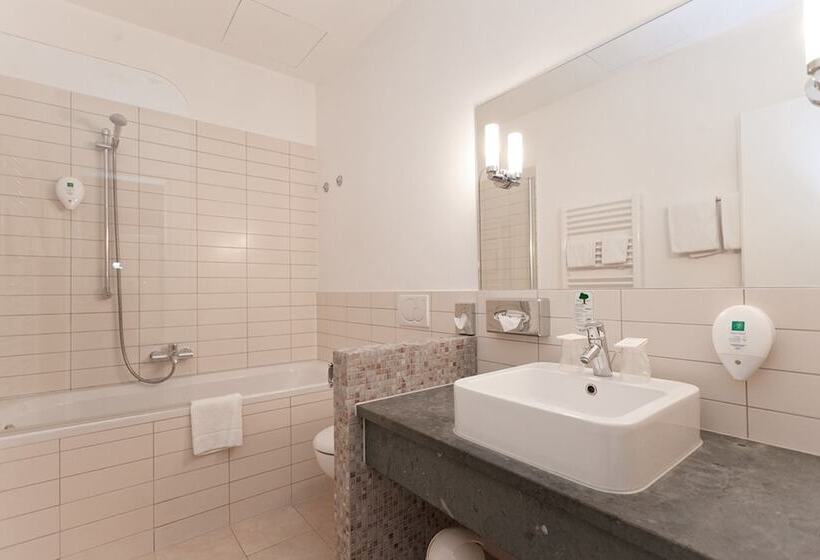 هتل Kurfuerstendamm Berlin