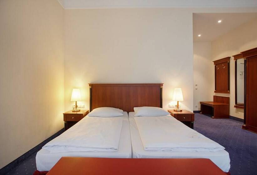 هتل Kurfuerstendamm Berlin