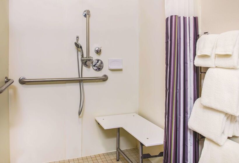 호텔 La Quinta By Wyndham Las Vegas Summerlin Tech