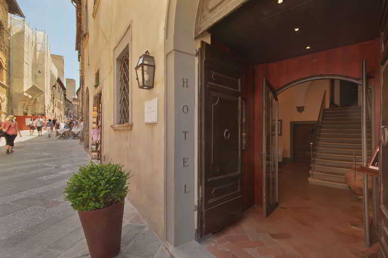 ホテル L'antico Pozzo