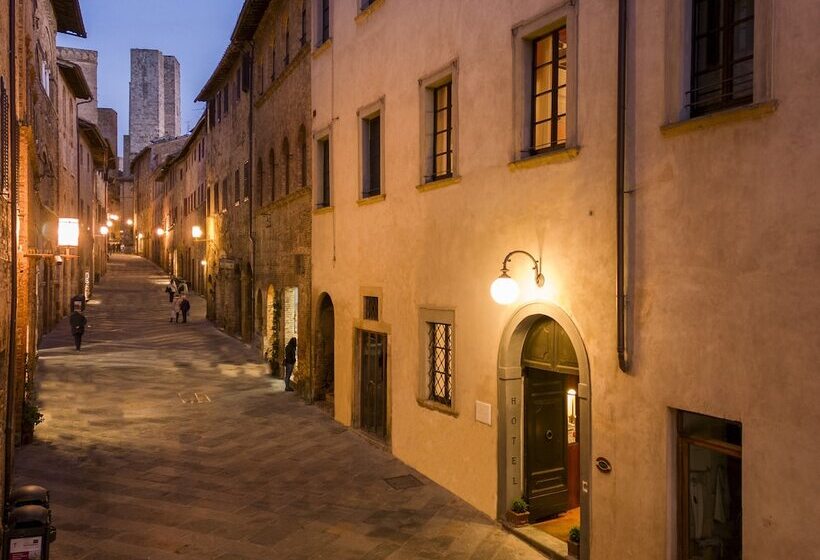 ホテル L'antico Pozzo