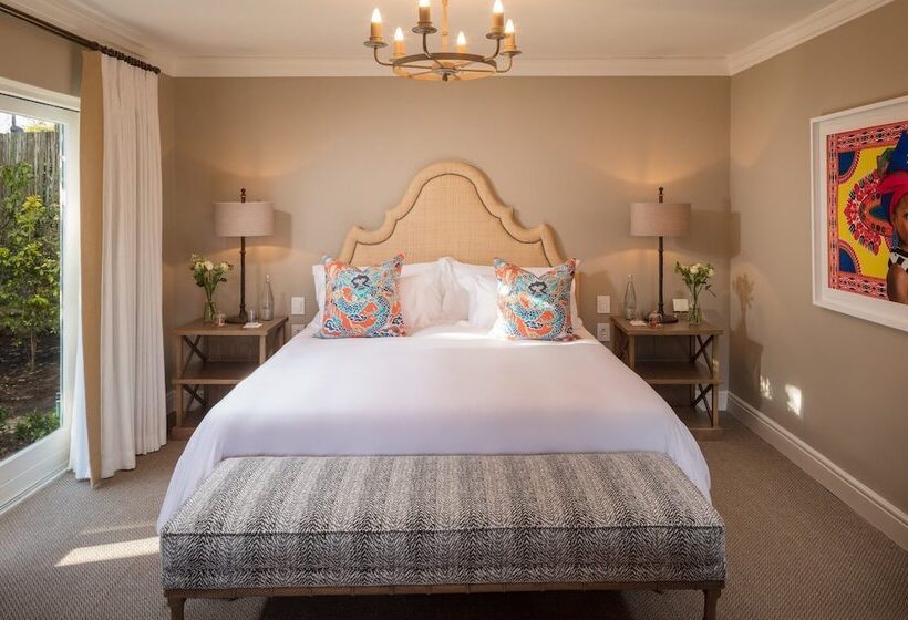 هتل Le Quartier Francais