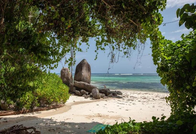 Le Relax Hotel And Restaurant