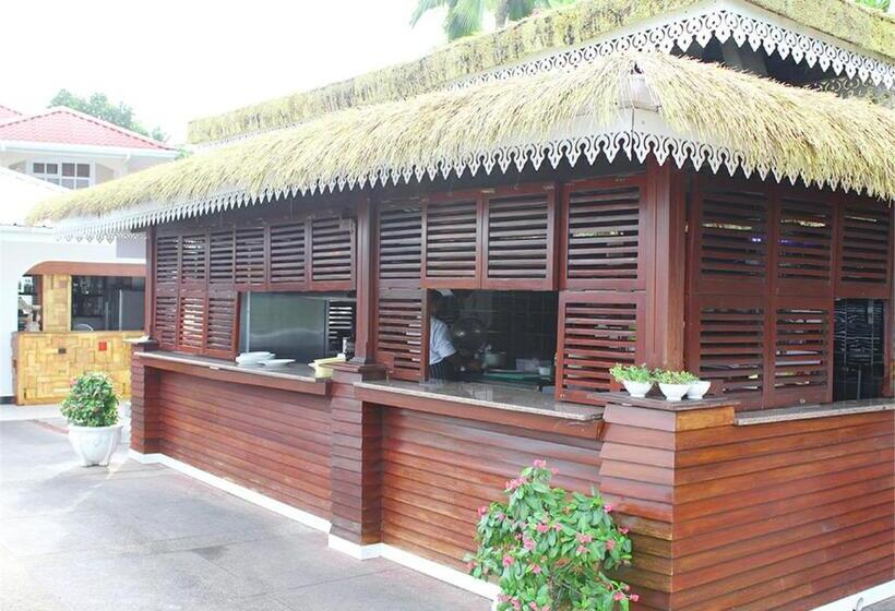 Le Relax Hotel And Restaurant