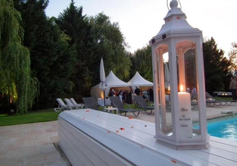 בית מלון כפרי Les Jardins d'Adalric