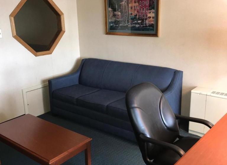 فندق Lifestyle Inn Cedar Falls