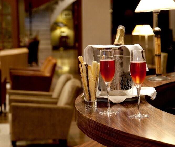 Logis Hotel Le Parc & Spa