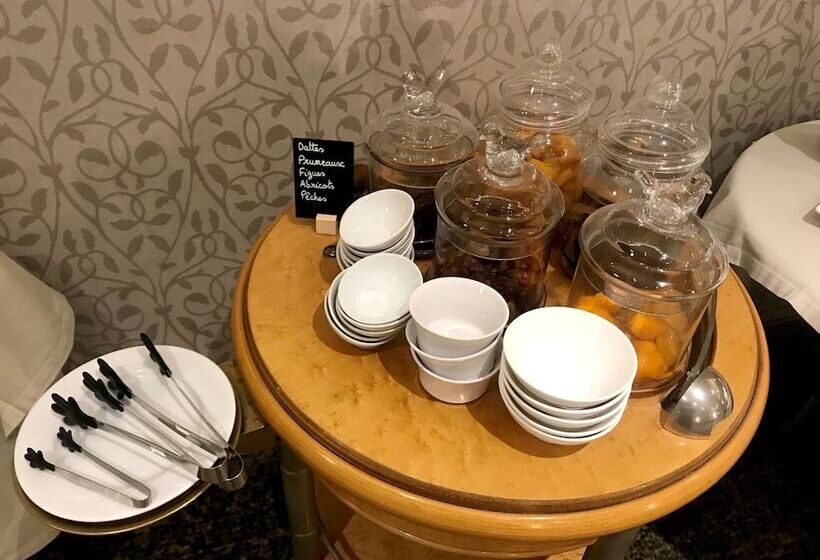 Logis Hotel Le Parc & Spa