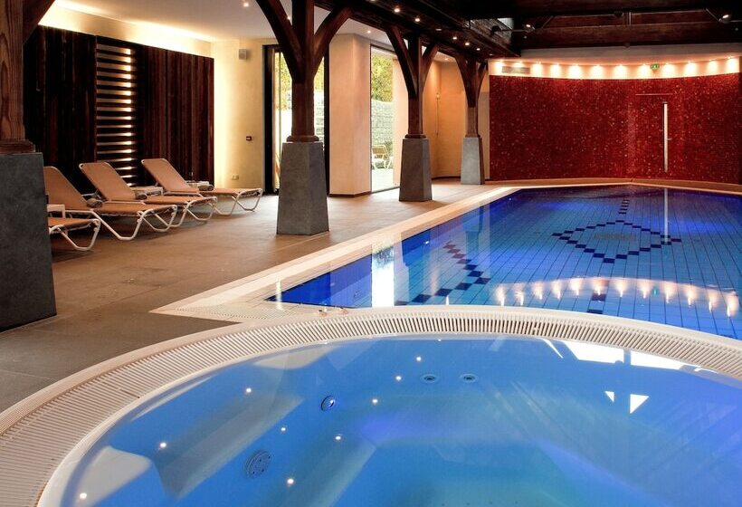 Logis Hotel Le Parc & Spa