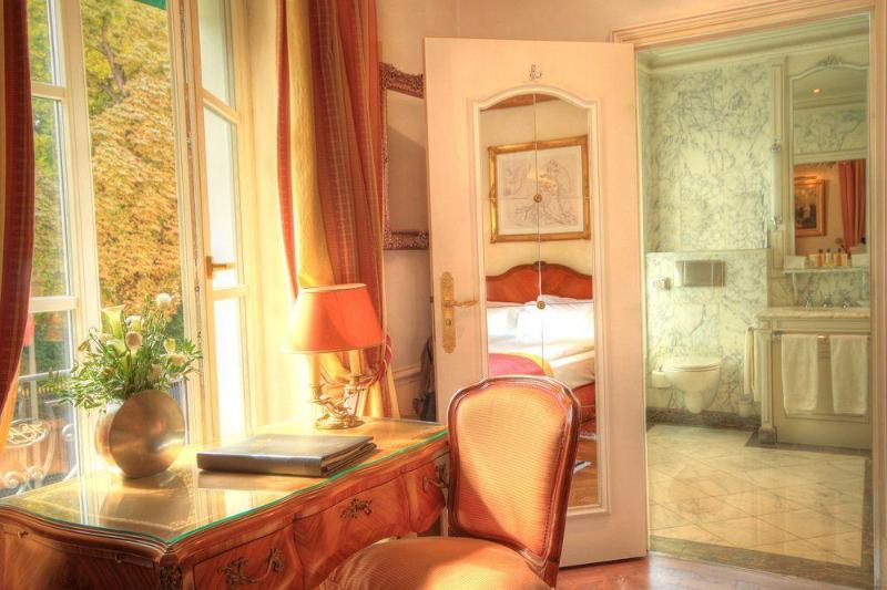 ホテル Luxembourg Parc