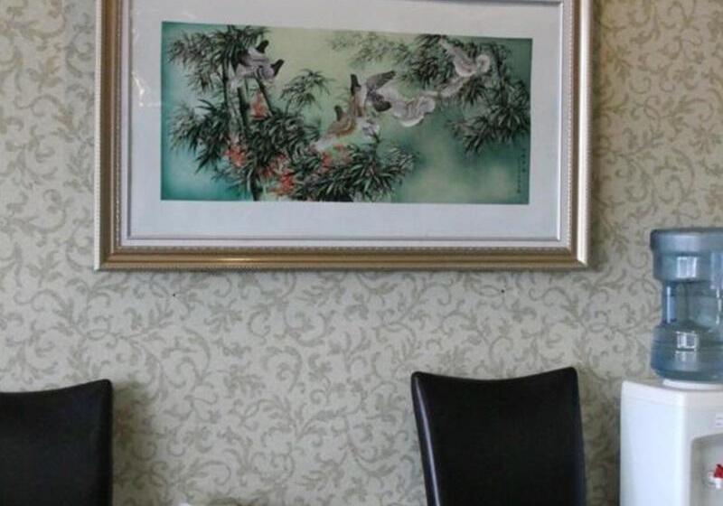 فندق Metro Plaza