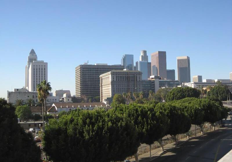 فندق Metro Plaza