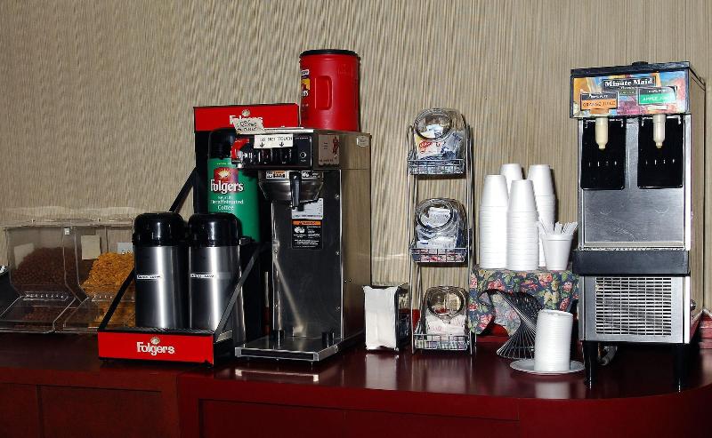 فندق Metro Plaza