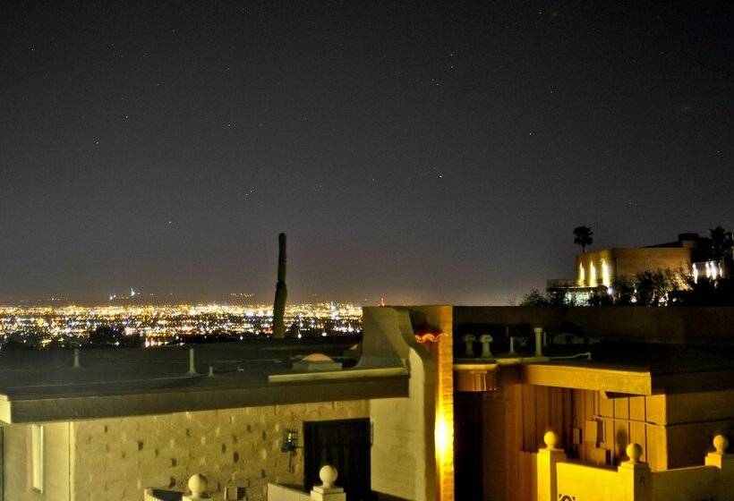 هتل Mission Hill Casitas