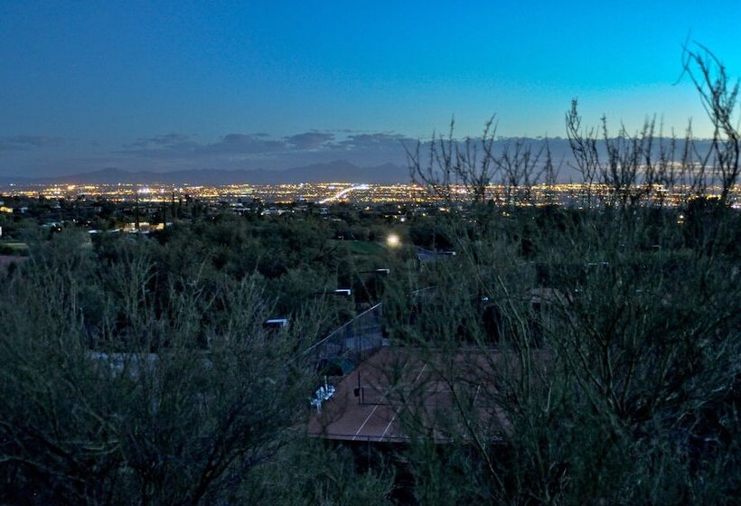 هتل Mission Hill Casitas