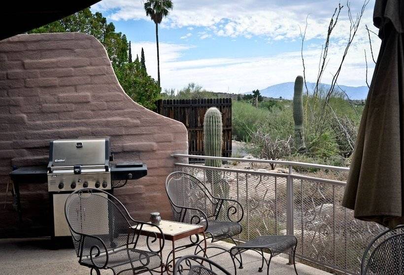 هتل Mission Hill Casitas