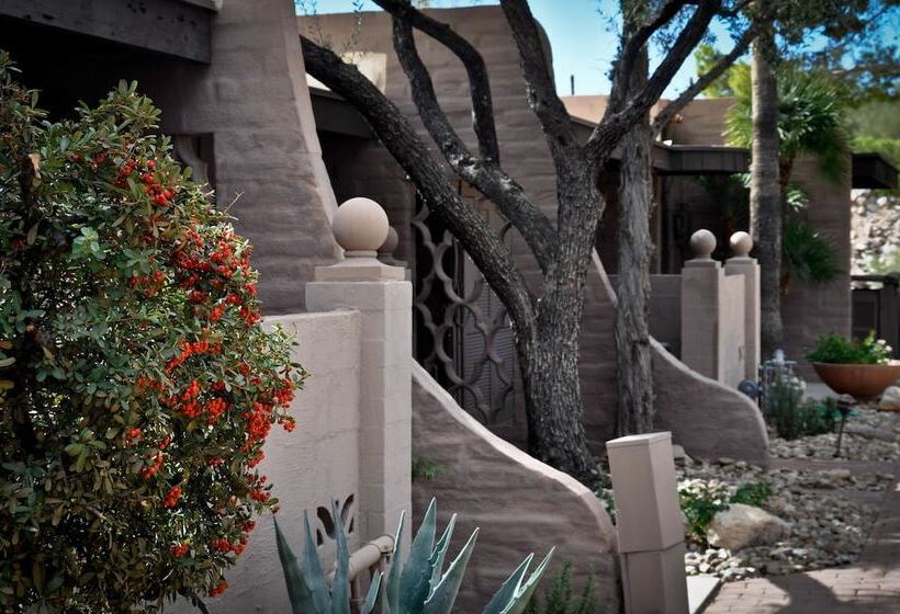 هتل Mission Hill Casitas