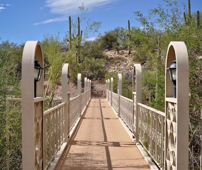 هتل Mission Hill Casitas