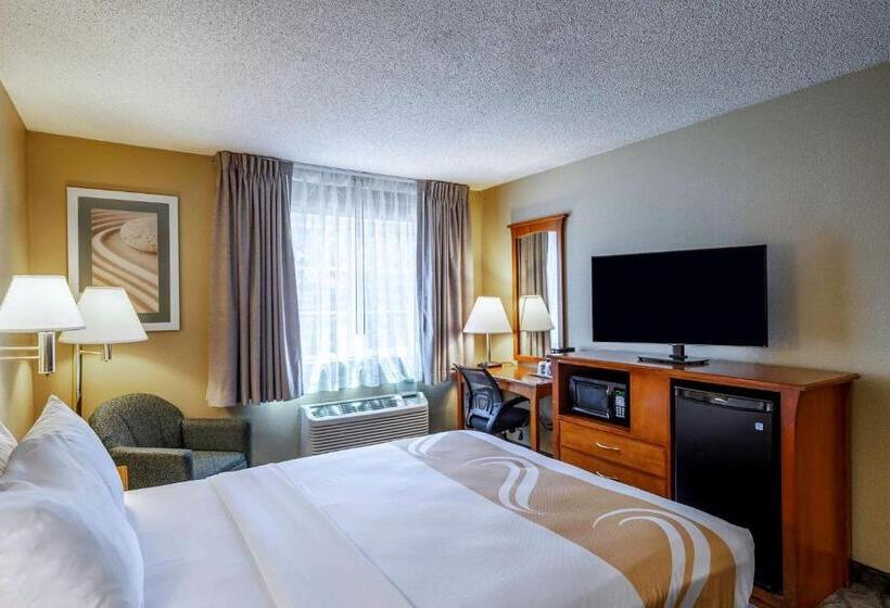 ホテル Spark By Hilton Modesto