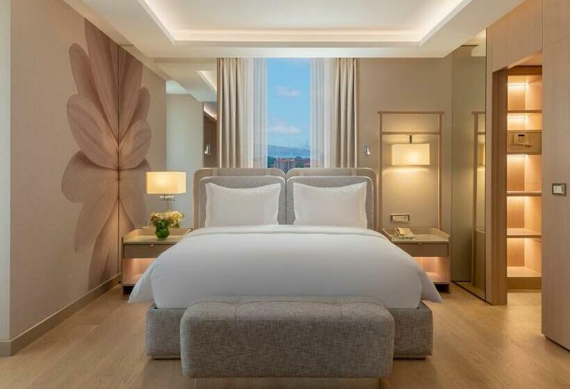 Mövenpick Hotel Istanbul Bosphorus