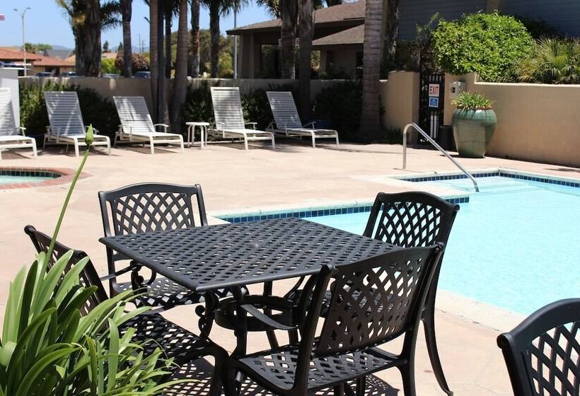 ホテル O'cairns Inn And Suites