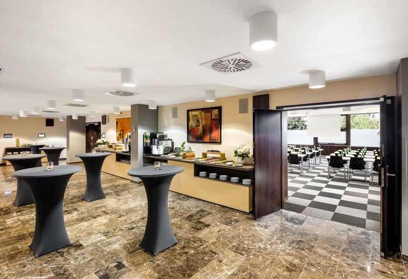 酒店 Occidental Praha