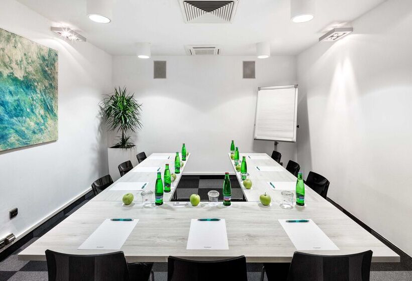 酒店 Occidental Praha