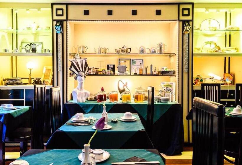 酒店 Paskins Town House