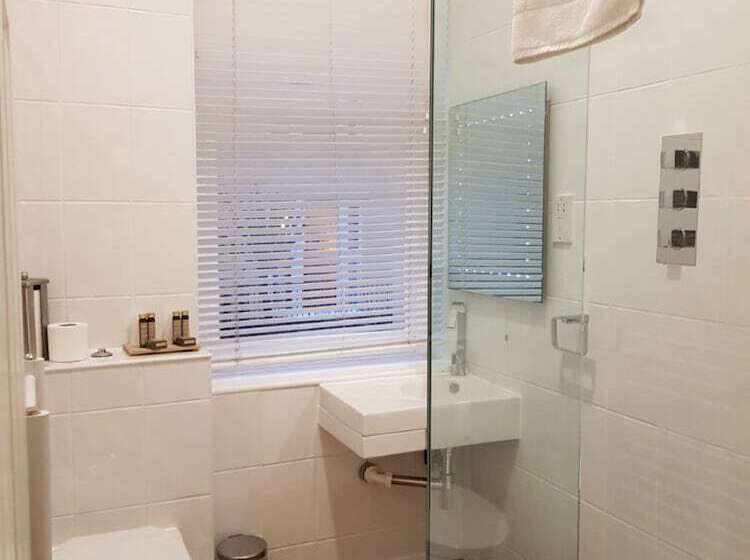 酒店 Paskins Town House