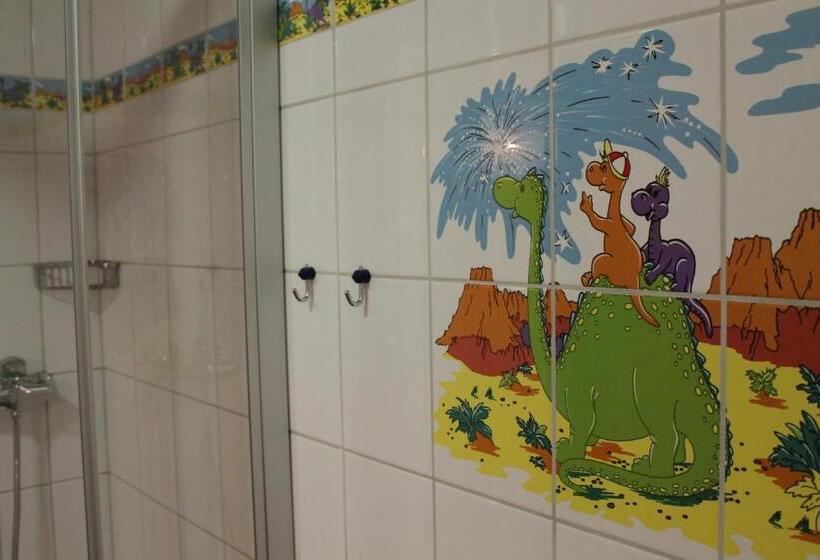 Отель Pension St. Jakob