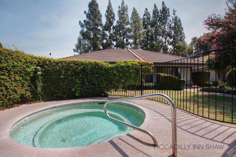 בית מלון כפרי Piccadilly