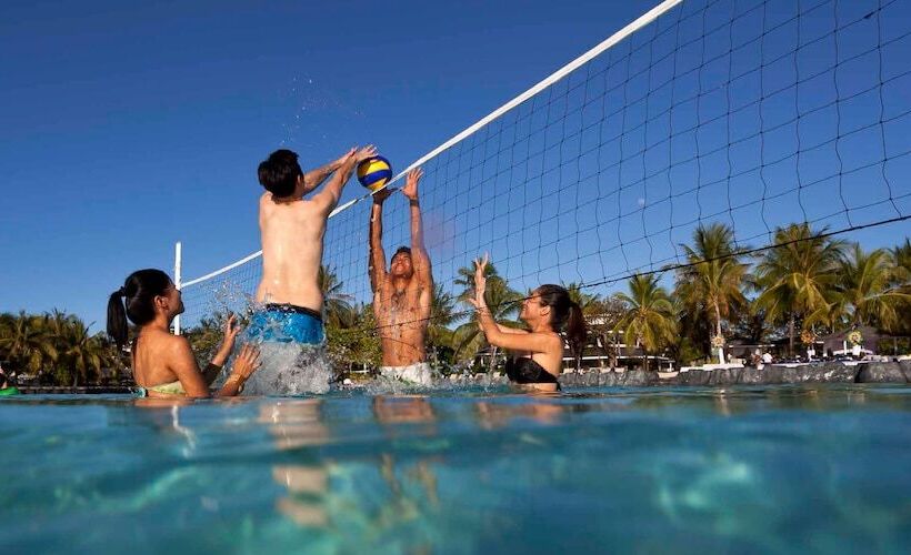 هتل Plantation Bay Resort And Spa